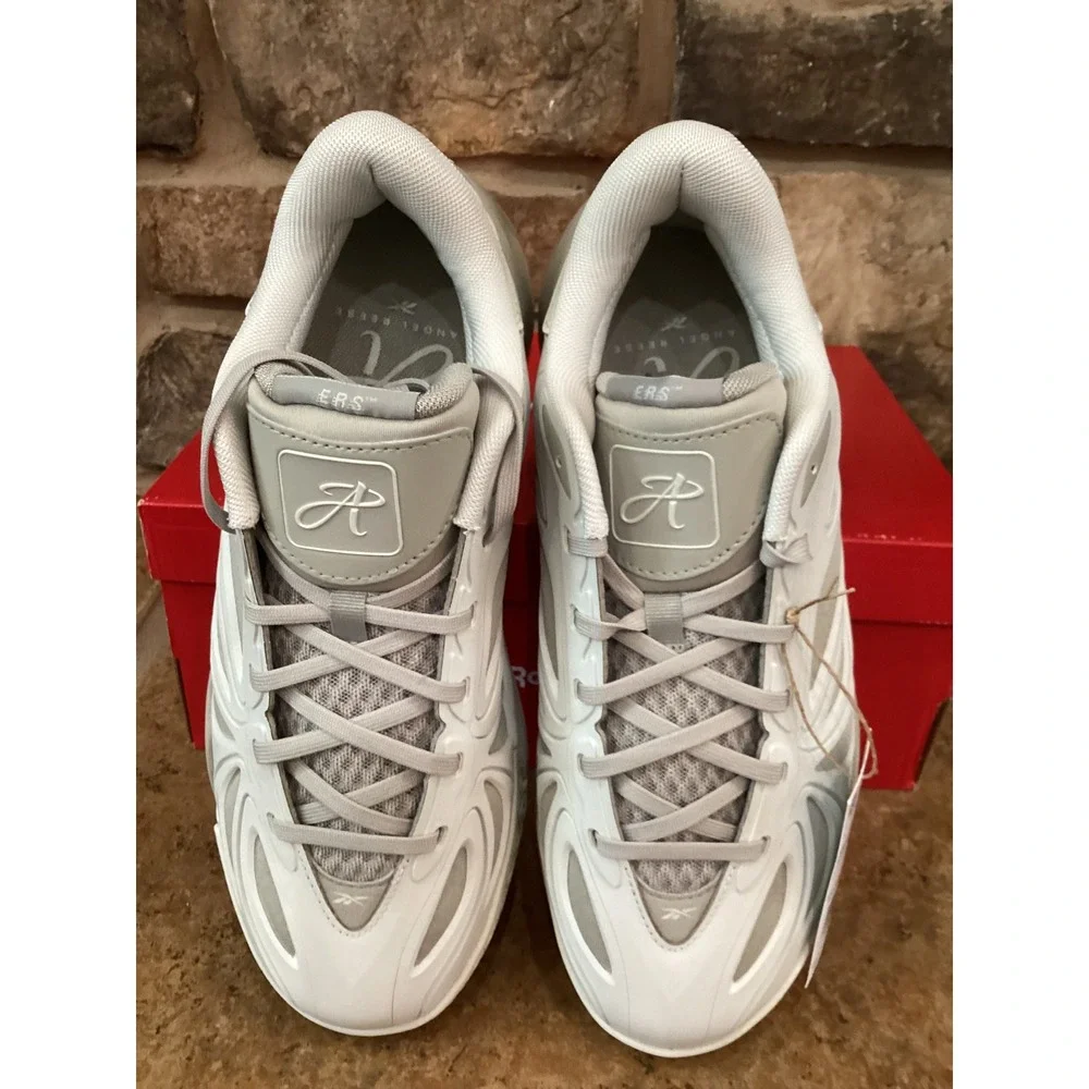 Reebok Angel Reese 1 Basketball Shoes Grey White Size Mens 8.5 Womens 10 New
